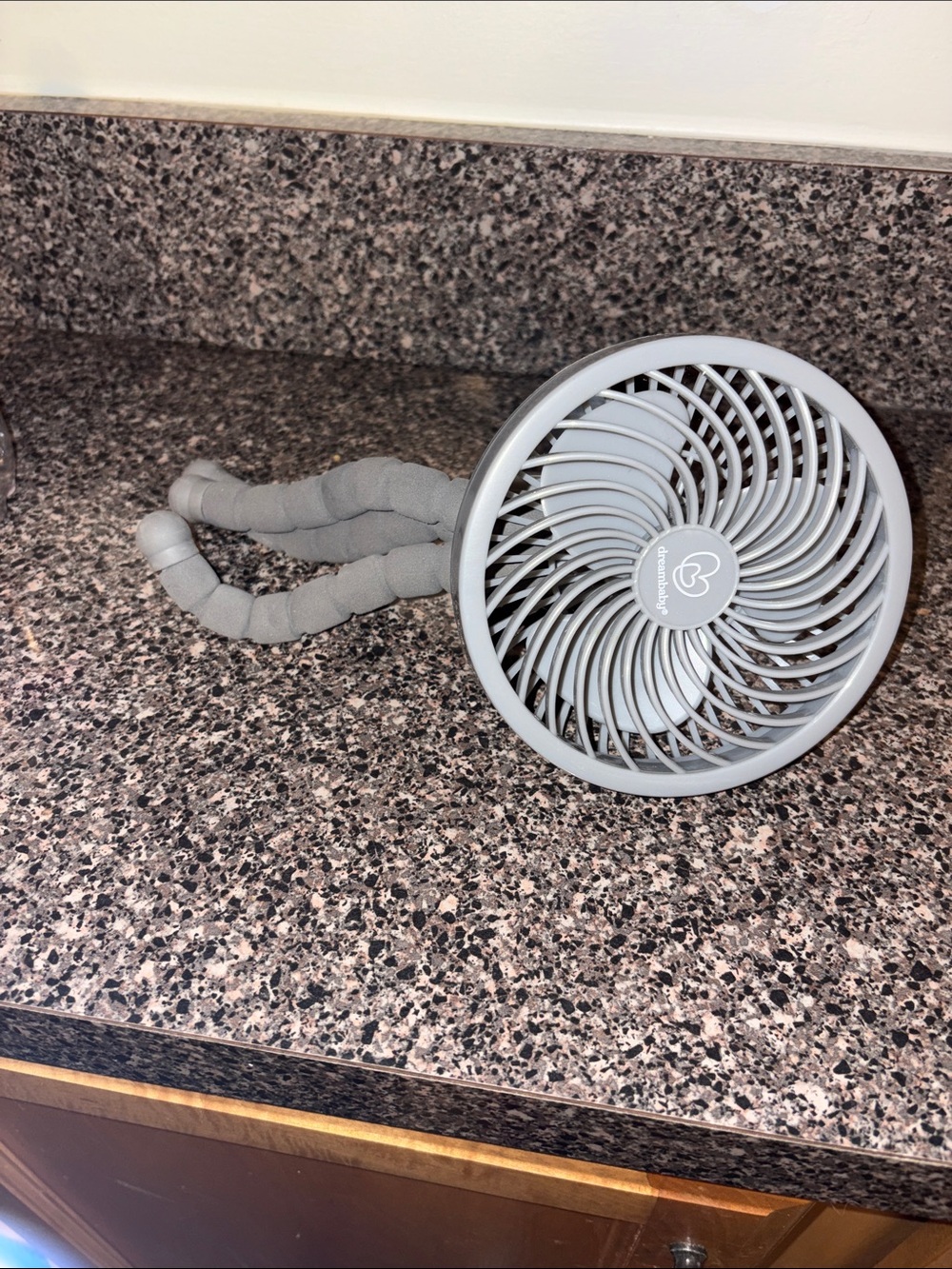 Portable Grey Kids Neck Fan by BabyBjorn